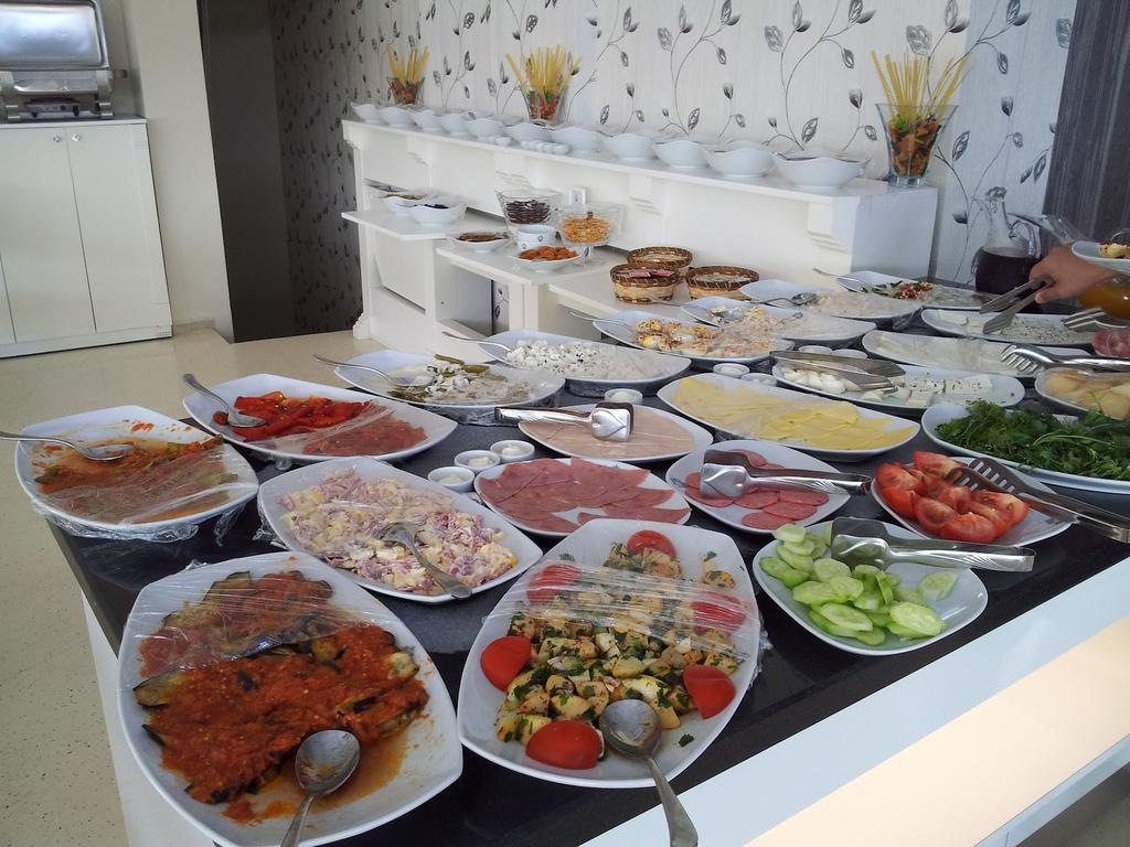 Saray Pansiyon Kaş Exterior foto